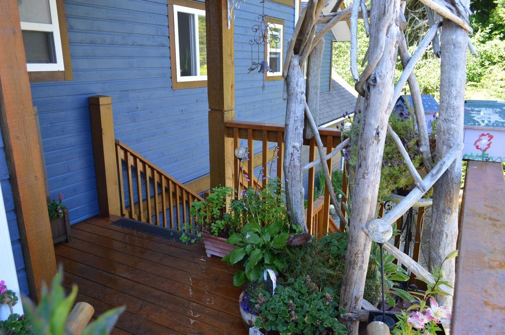 Easy On The Edge Ucluelet Exterior foto